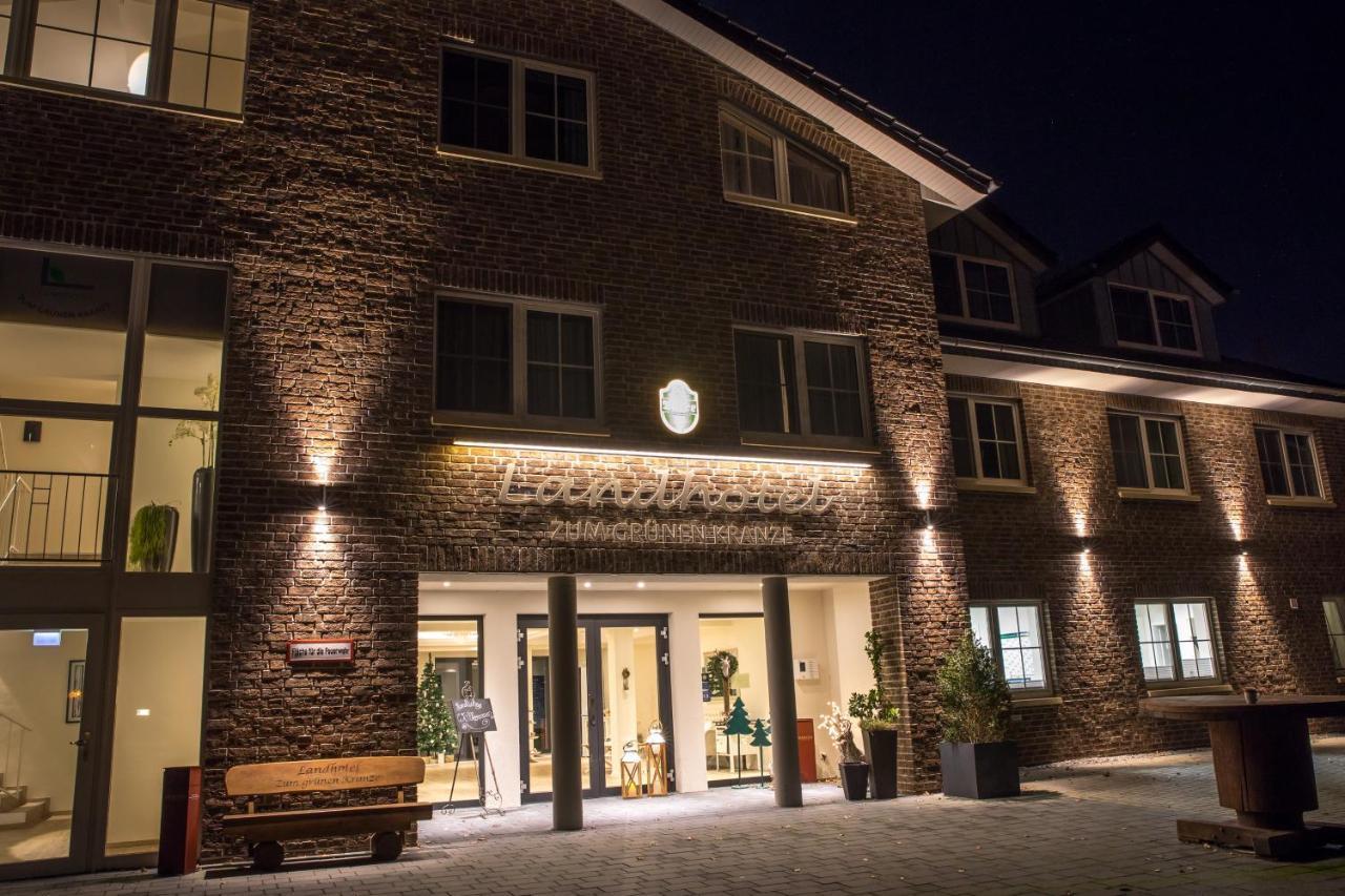 Landhotel Zum Gruenen Kranze Espelkamp-Mittwald Ngoại thất bức ảnh